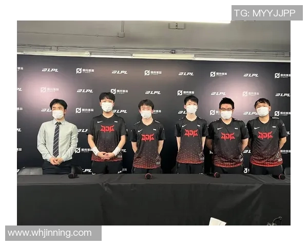 电竞新闻深入剖析JDG战术布局与对手的策略差异与优势 电竞新闻深入剖析JDG战术布局与对手的策略差异与优势